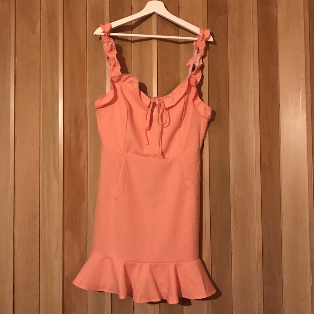 NWT Zaful Ruffle Mini Dress - Picture 3 of 6